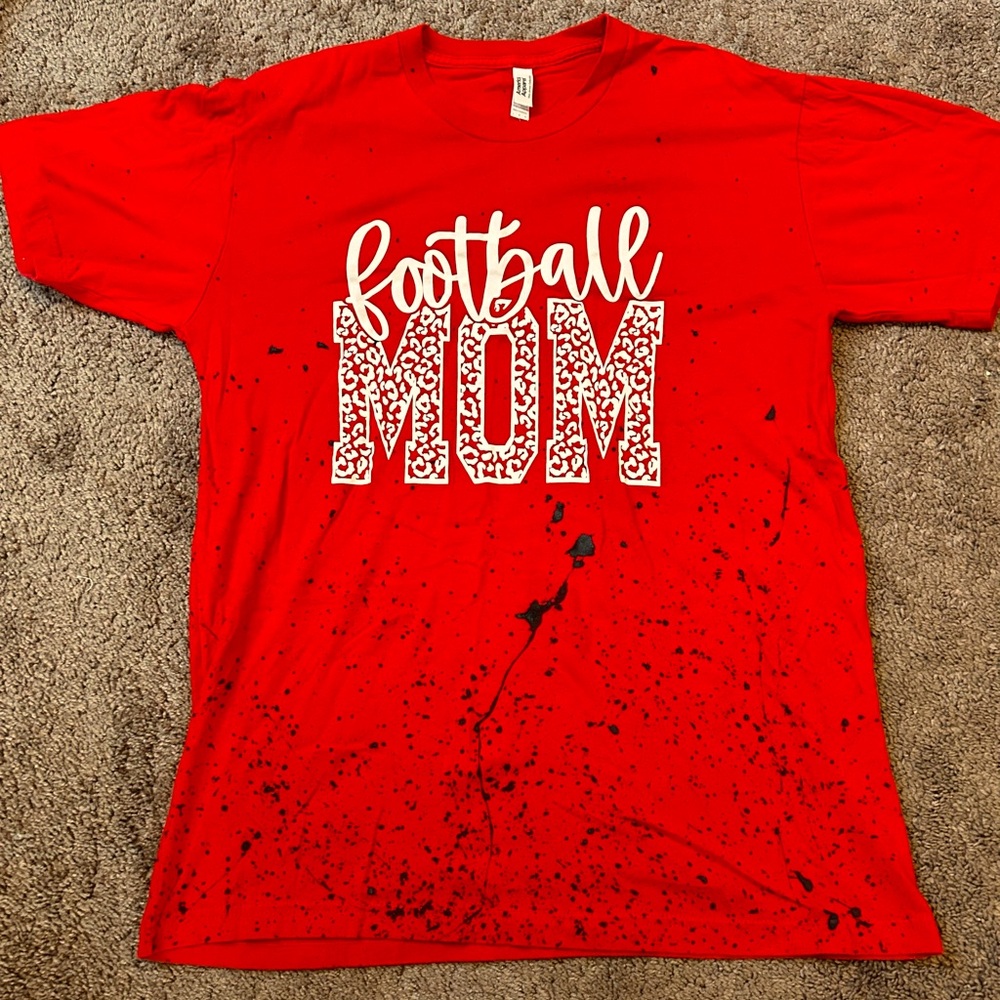 Red Football Mom T-shirt Size Large